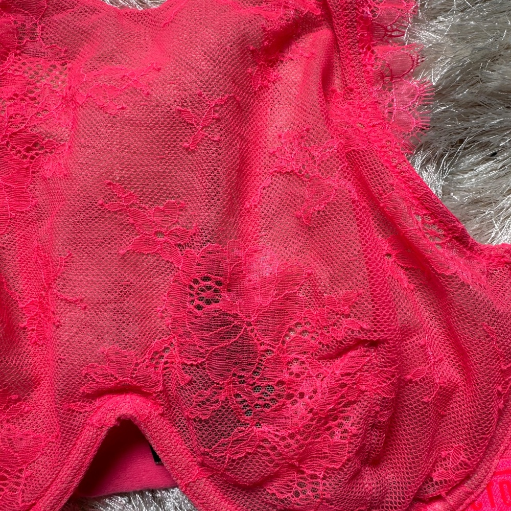 Victoria’s Secret Sexy Chantilly Unlined Bra - Picture 3 of 9